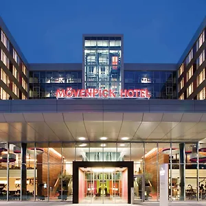 **** Hotel Moevenpick Stuttgart Airport Alemania